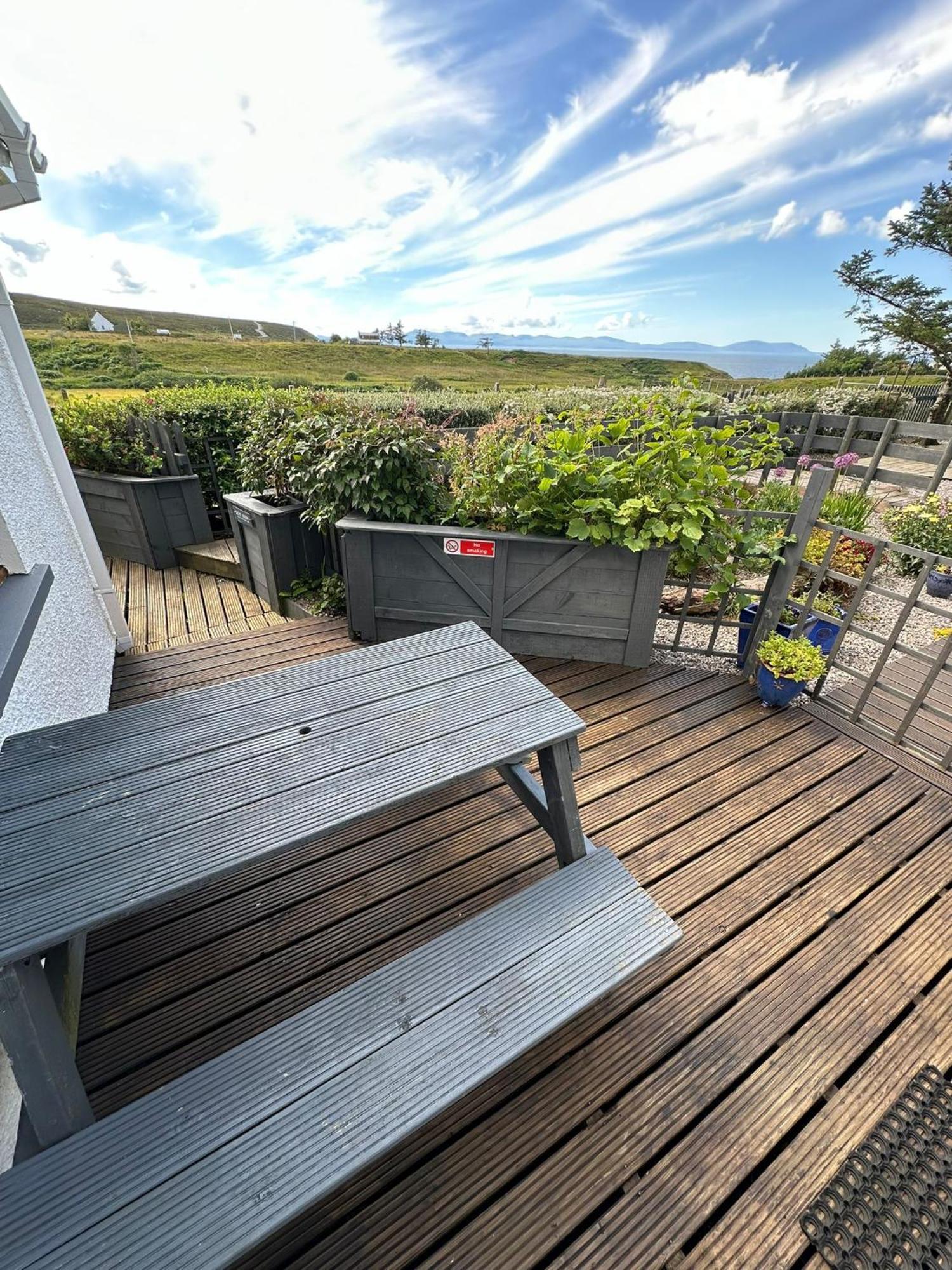 Self Catering Spacious 2 Bed Apartment With Sea Views South Erradale Buitenkant foto